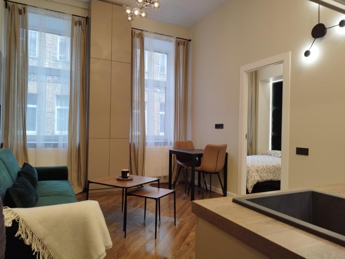 Stylish Central Station Old Town Apart Free Parking ヴィリニュス エクステリア 写真